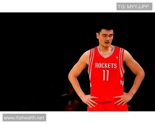 姚明球星看台见证篮球传奇与未来新星的精彩对决与成长