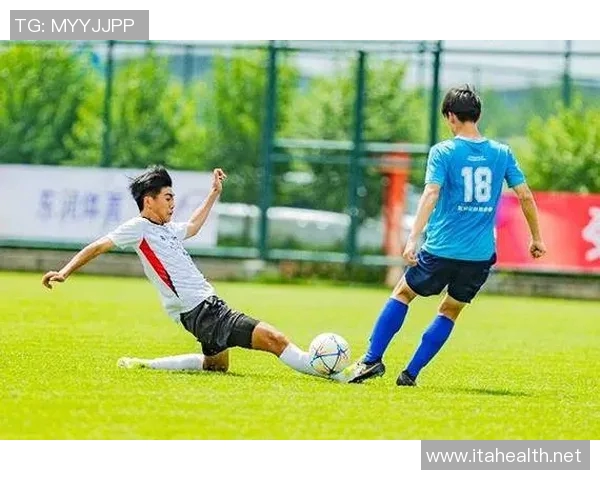 与足球明星共唱梦想之歌互动乐趣无限尽在其中