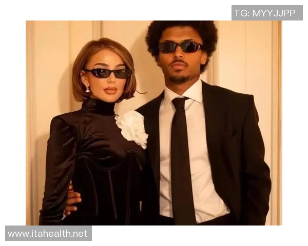 足球明星妻子身材魅力大揭秘美丽与力量的完美结合